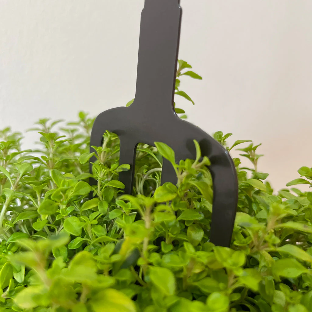 Pot Stems - Wren on a fork - Image 4