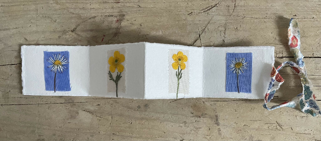 Pressed flower Keepsake concertina cards - Image 3