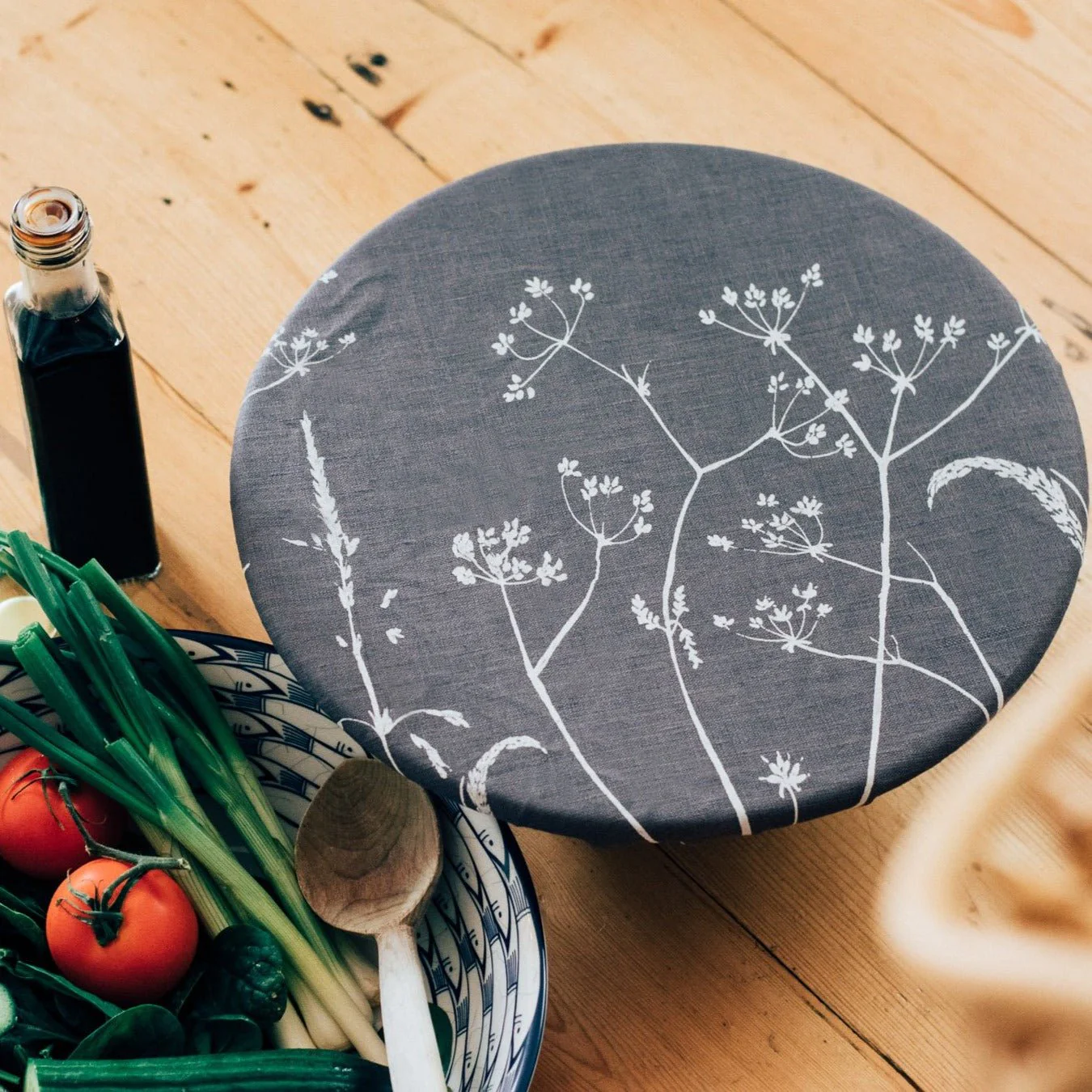 Reusable Large Bowl Cover Hedgerow Design - Image 6