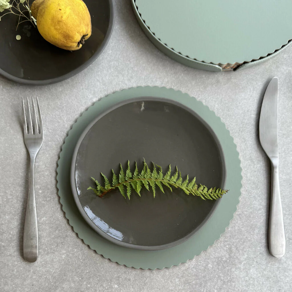 Set of 6 Cork Backed Recycled Leather Scallop Placemats - Image 3