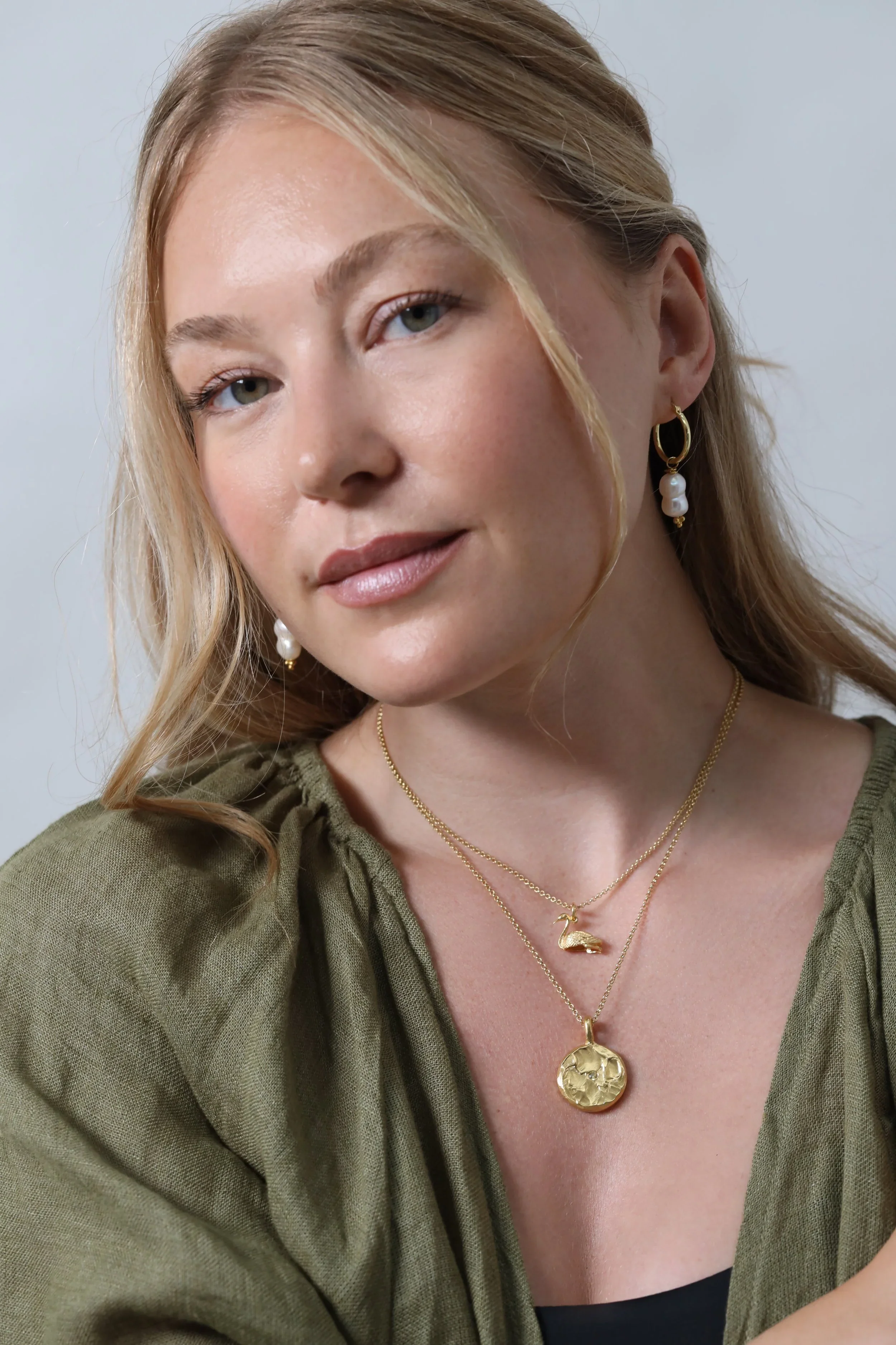 Single Diamond Moon Pendant - Image 3