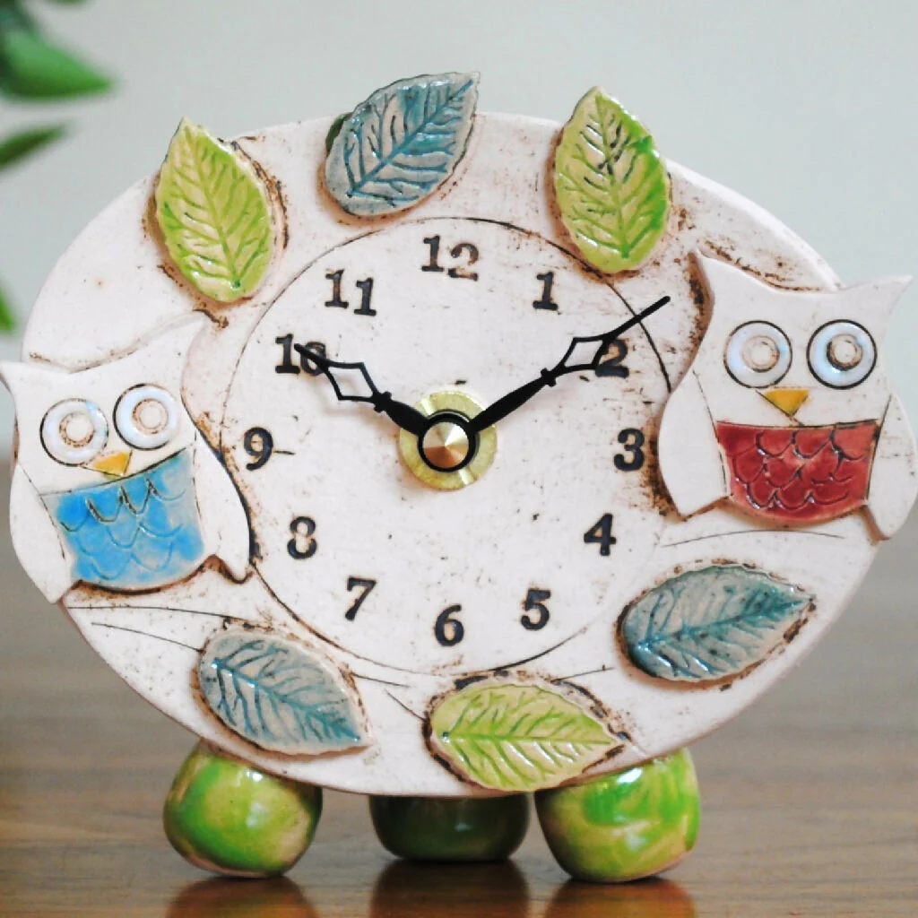 Small Pebble Feet Clock With Owls And Leaves - Image 4
