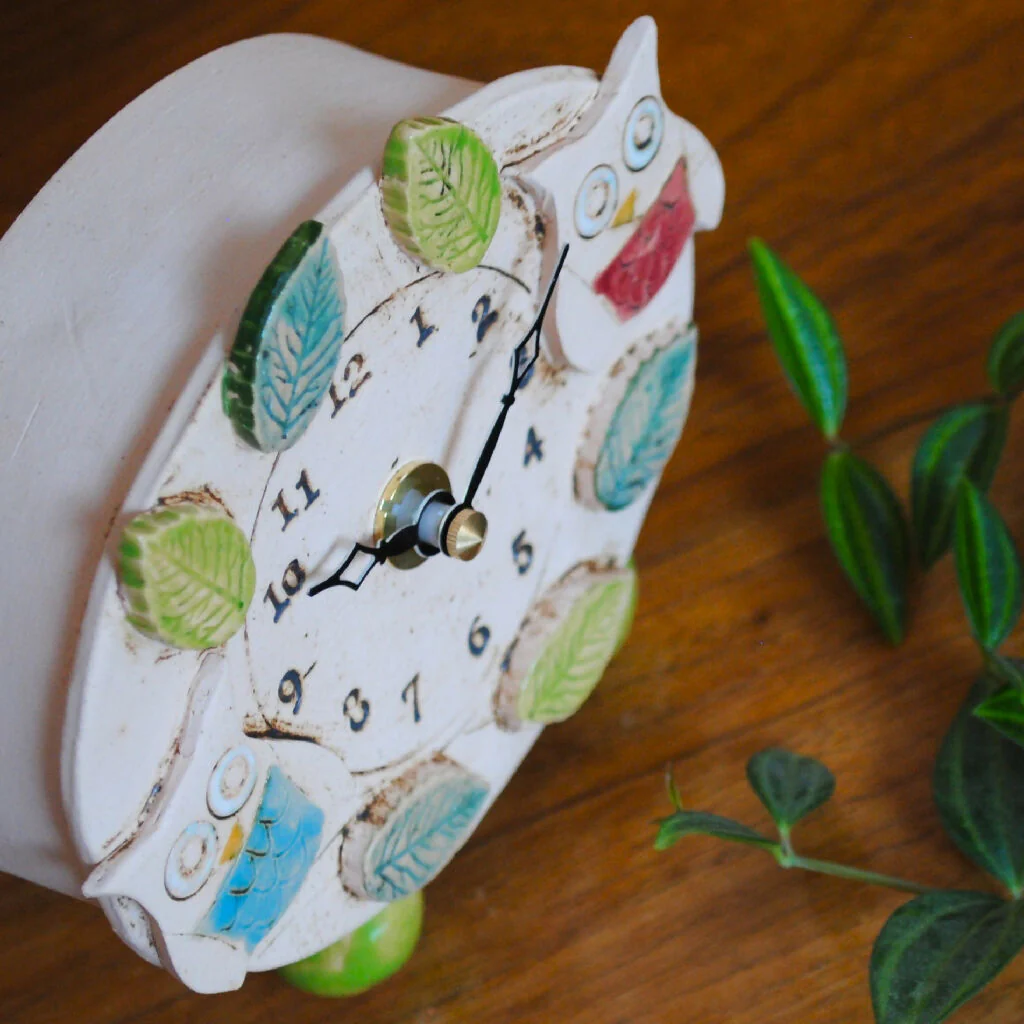 Small Pebble Feet Clock With Owls And Leaves - Image 7