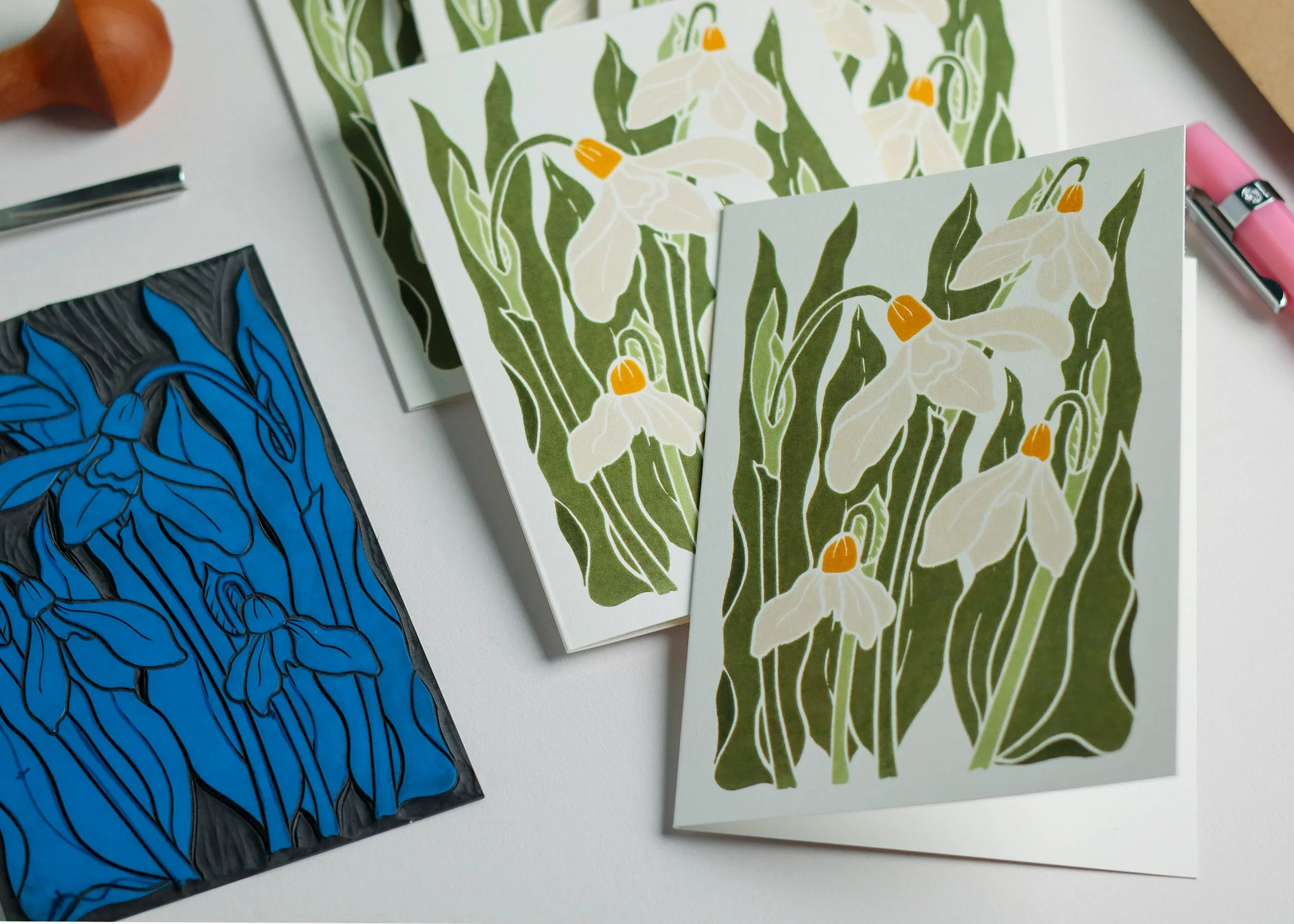 Snowdrops in the Garden | Set of 8 Notecards & Envelopes - Image 5