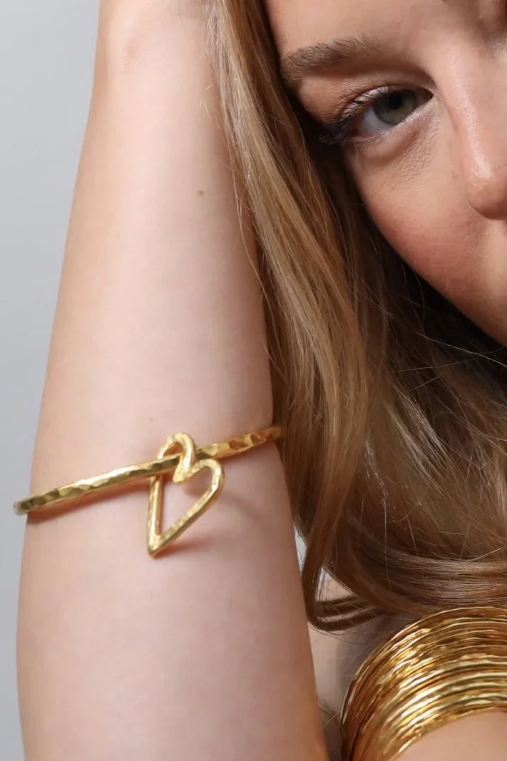 Solid Hammered Heart Bangle - Image 4
