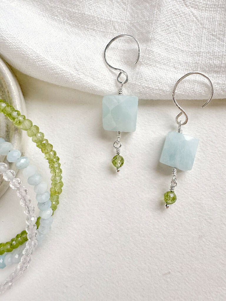 Spring Token Earrings with Aquamarine and Peridot - Image 4