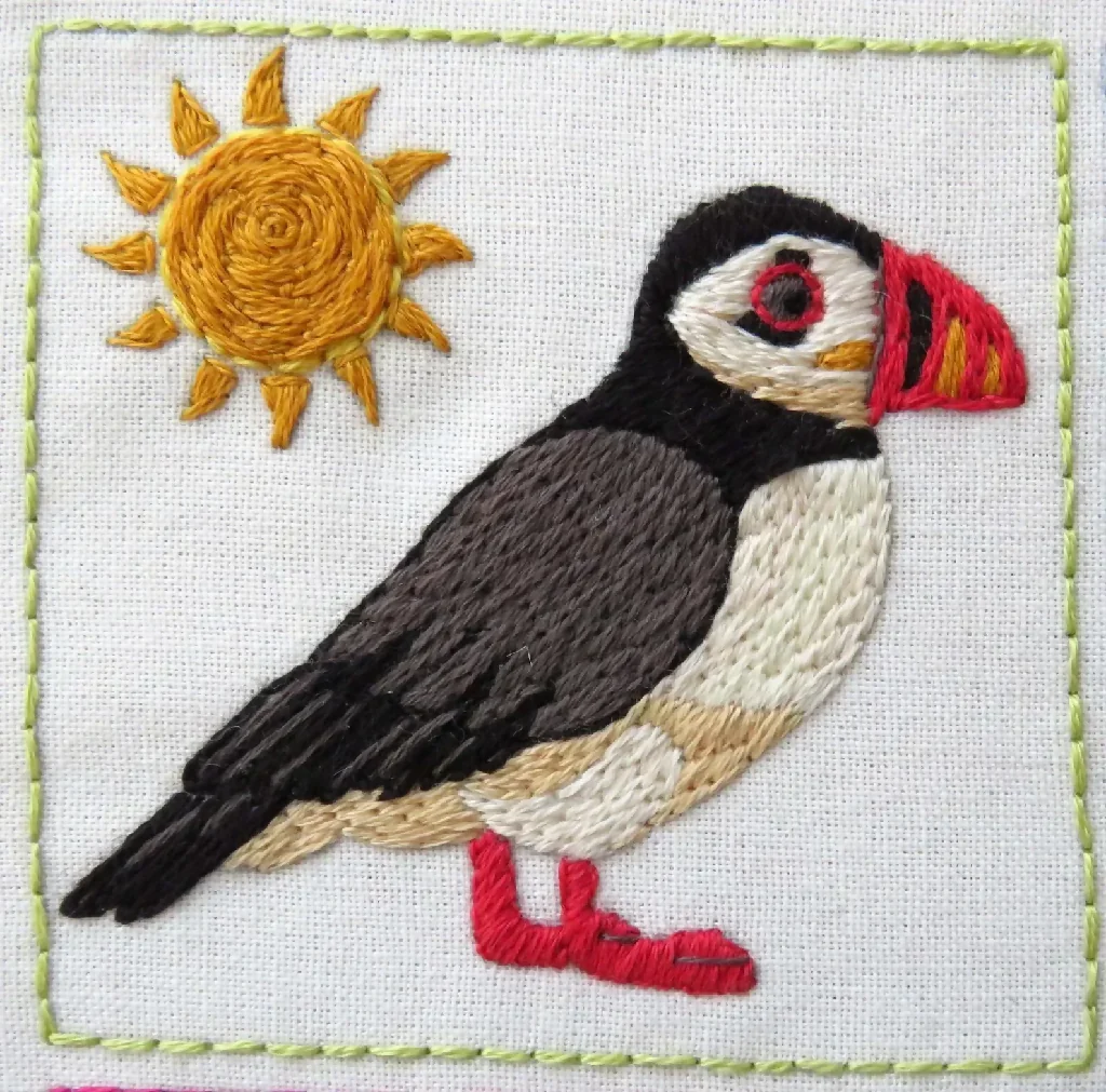 Summer Splendour Hand Embroidery Kit - Image 4