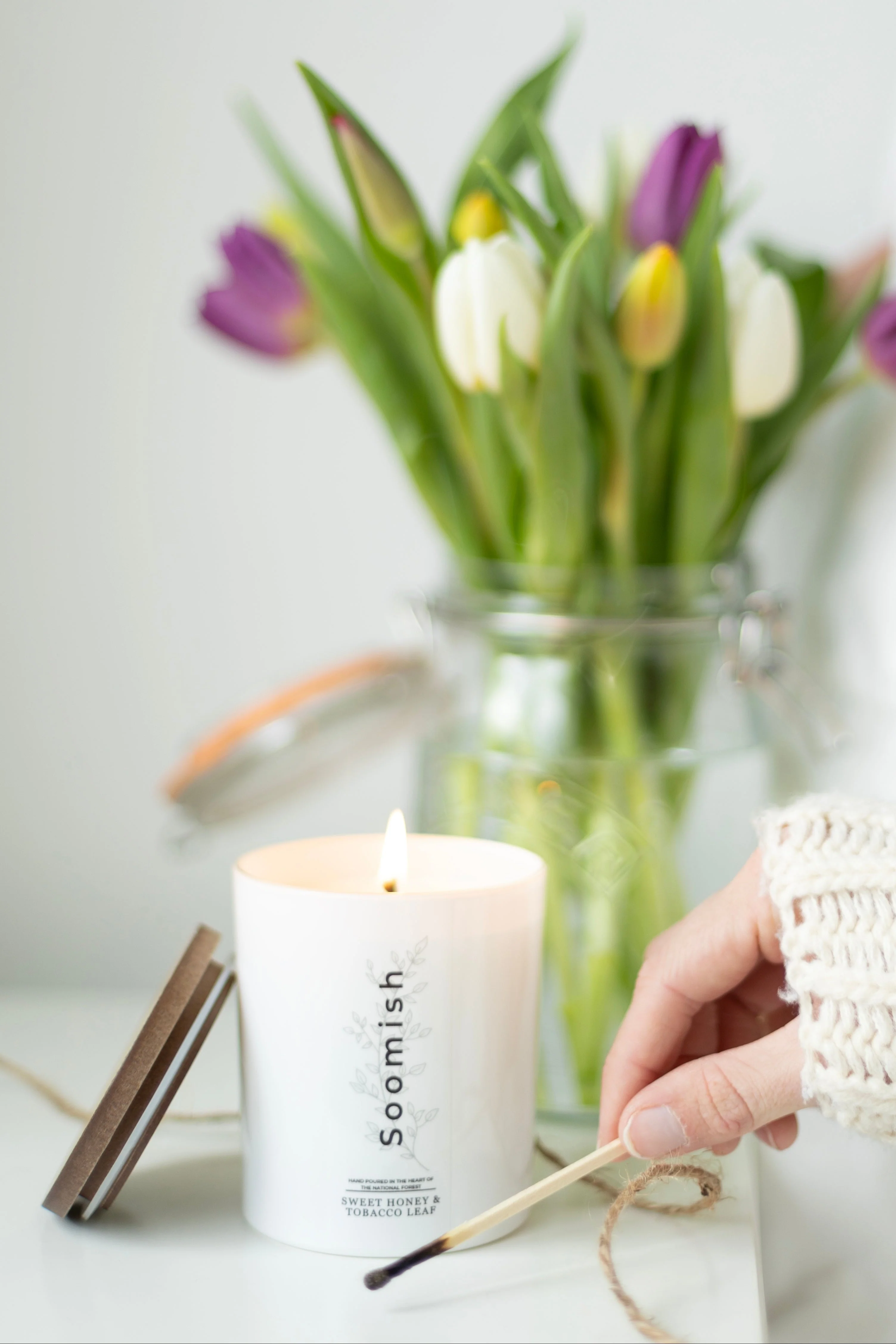 SWEET HONEY & TOBACCO LEAF CANDLE - Image 2