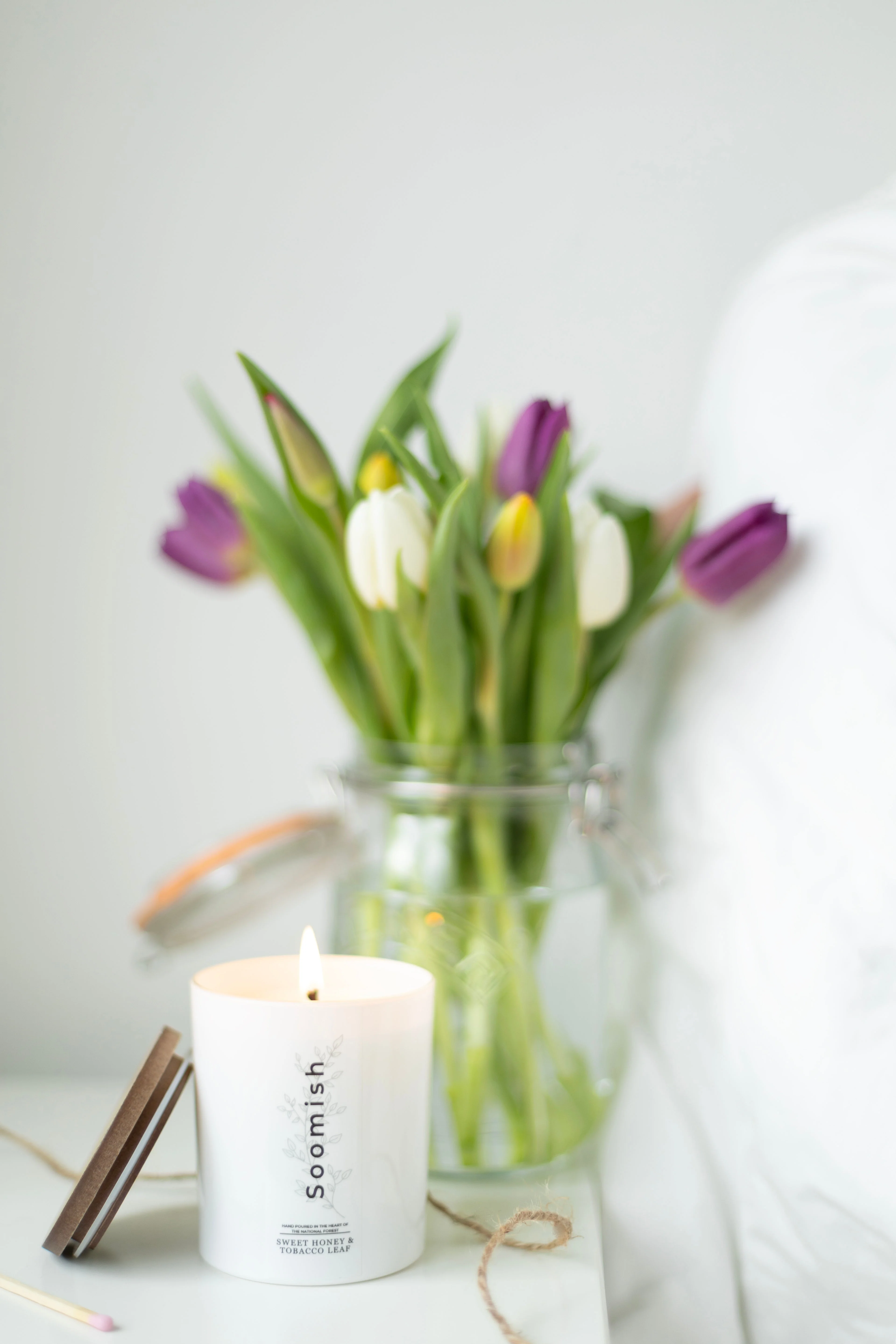 SWEET HONEY & TOBACCO LEAF CANDLE - Image 3