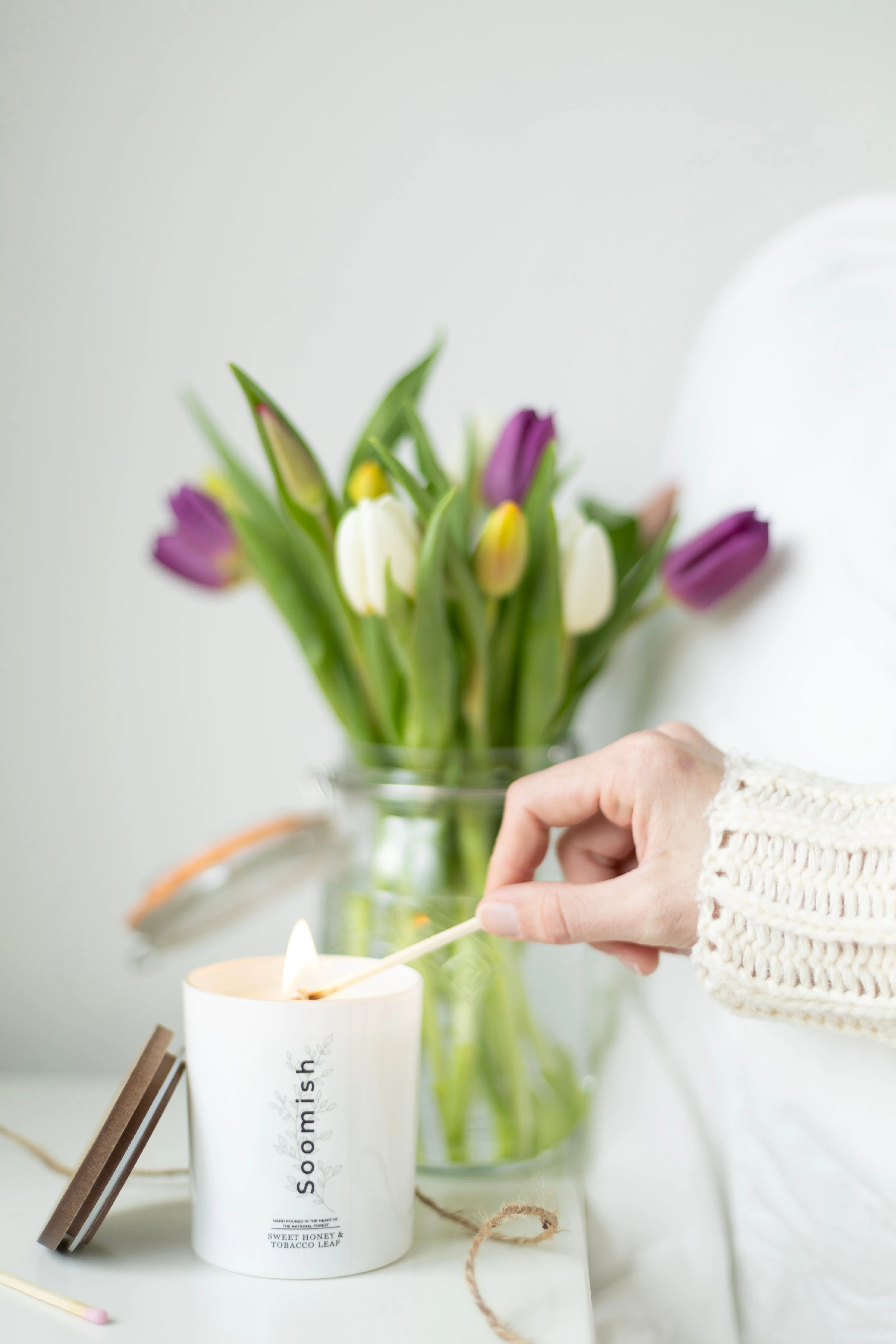SWEET HONEY & TOBACCO LEAF CANDLE - Image 5