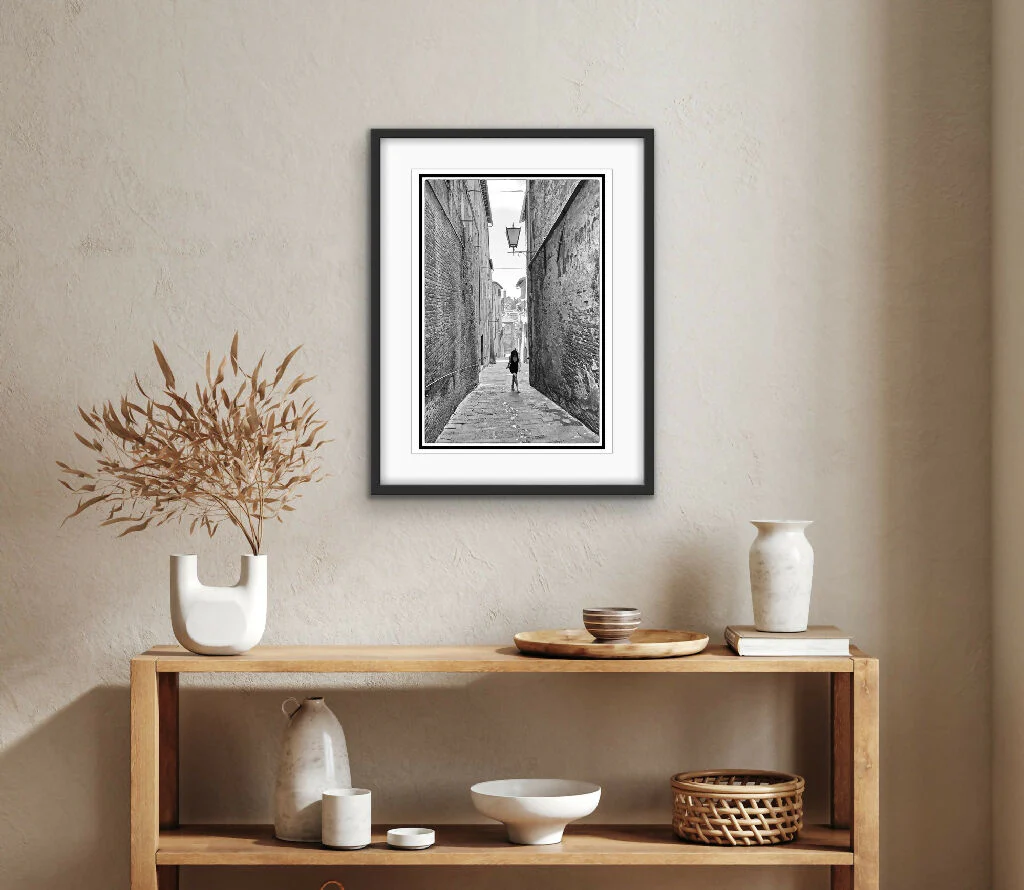 The girl in the Alley - Image 4