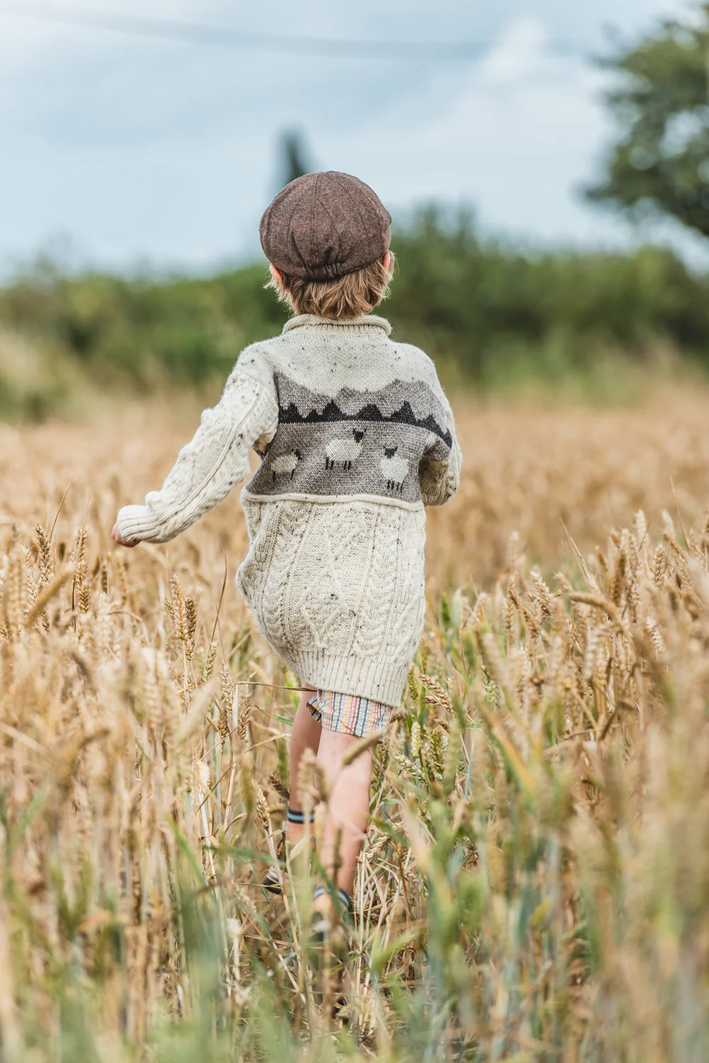 The Pipsqueak Priddy - Sheep Scene Knitted Jumper - Image 6