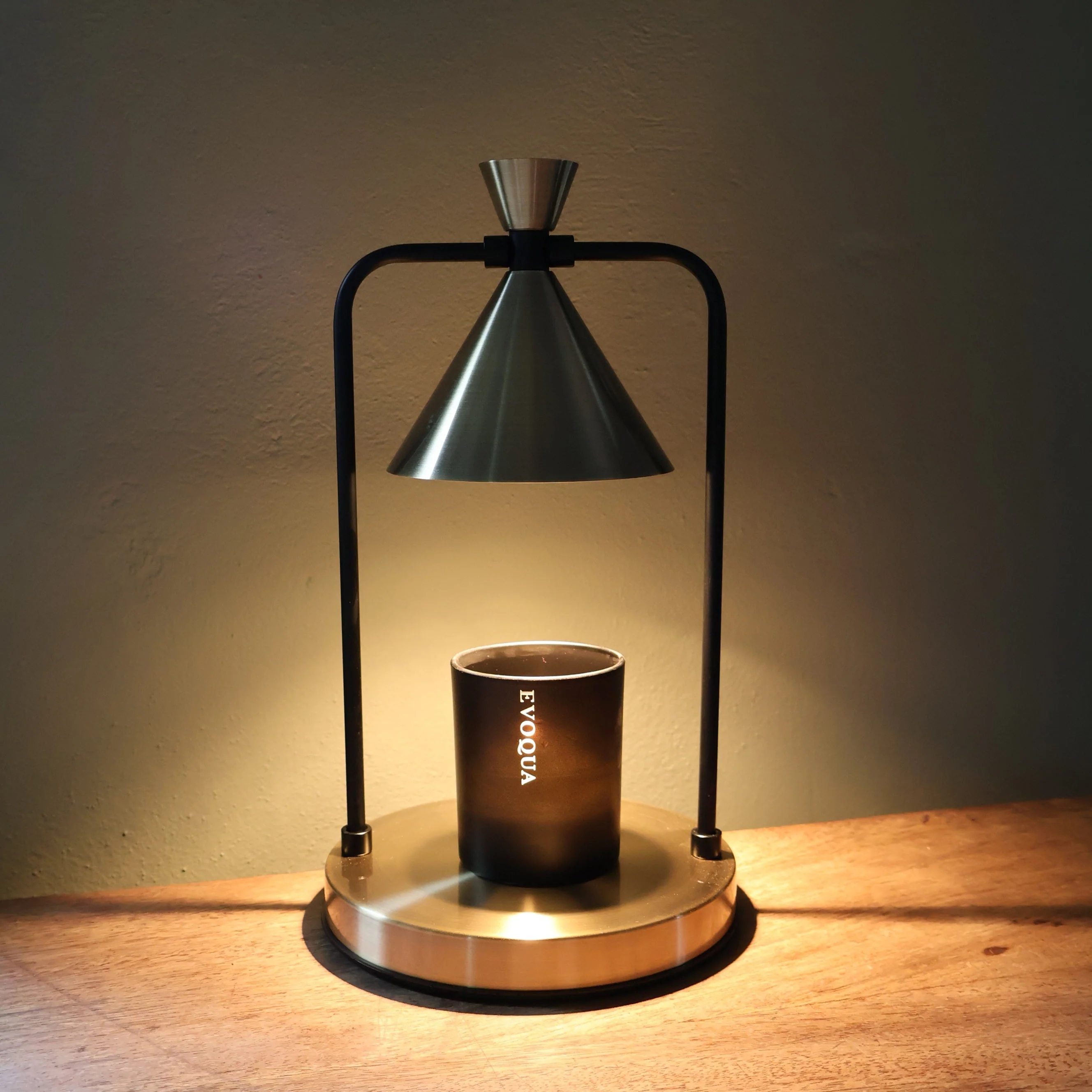 Uplifting Candle Warmer & Wickless Candle Bundle