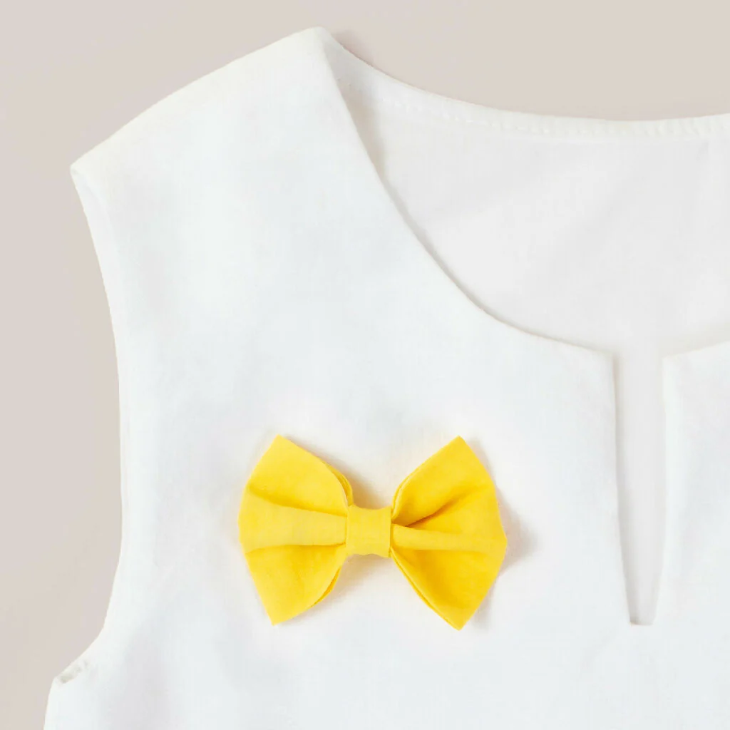 V-neck Girls Top with Yellow Ribbon Feature - Image 2