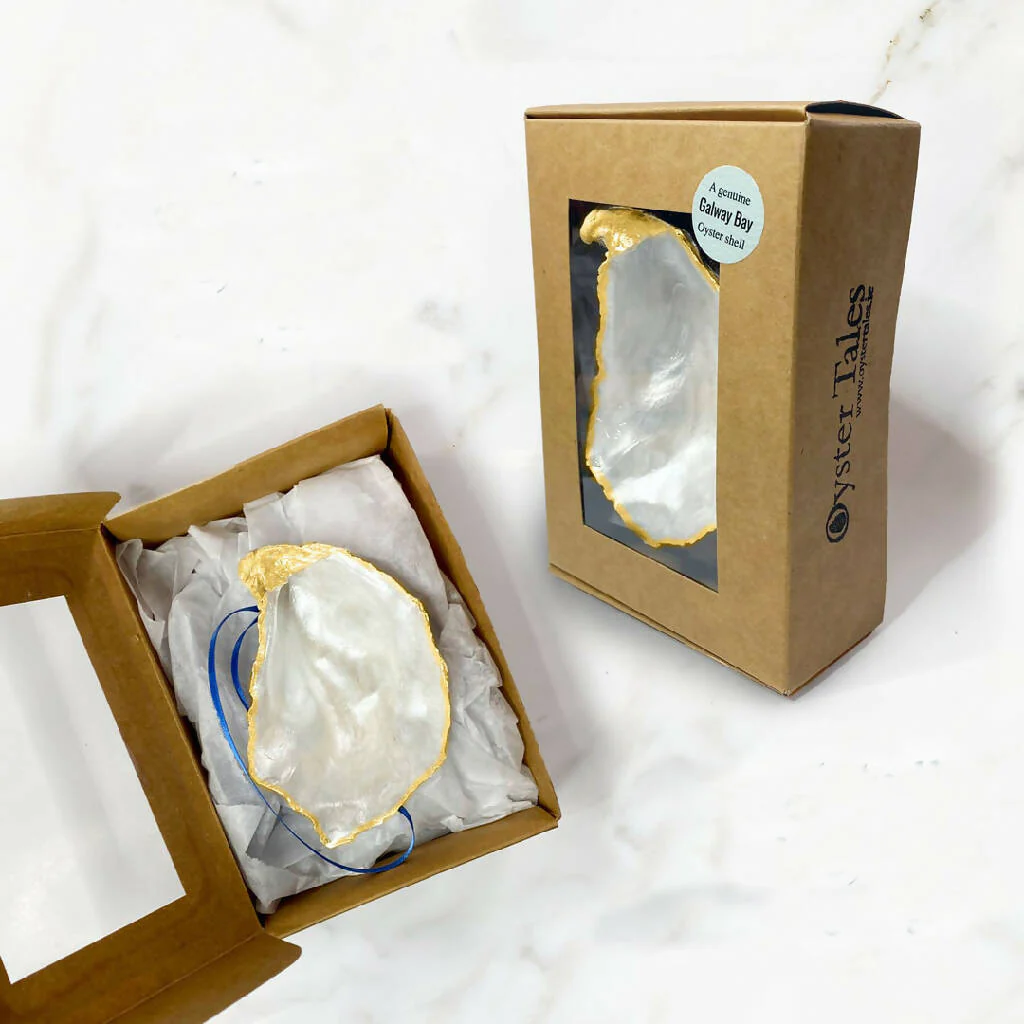 Vintage Santa Oyster ornament - Image 3