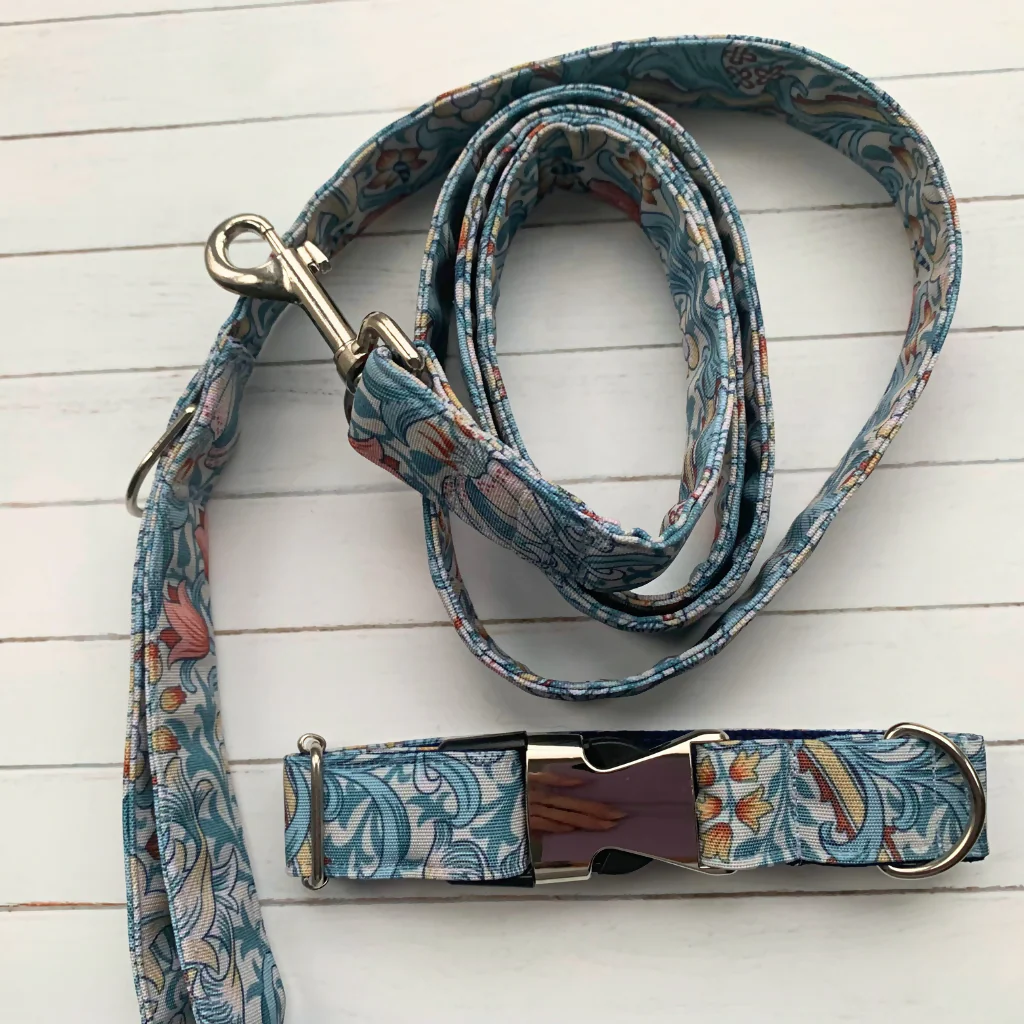 Dog Collar & Lead Gift Set | William Morris “Golden Lily” | Cornflower Blue - Image 5