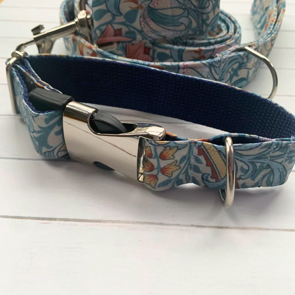 Dog Collar & Lead Gift Set | William Morris “Golden Lily” | Cornflower Blue - Image 6